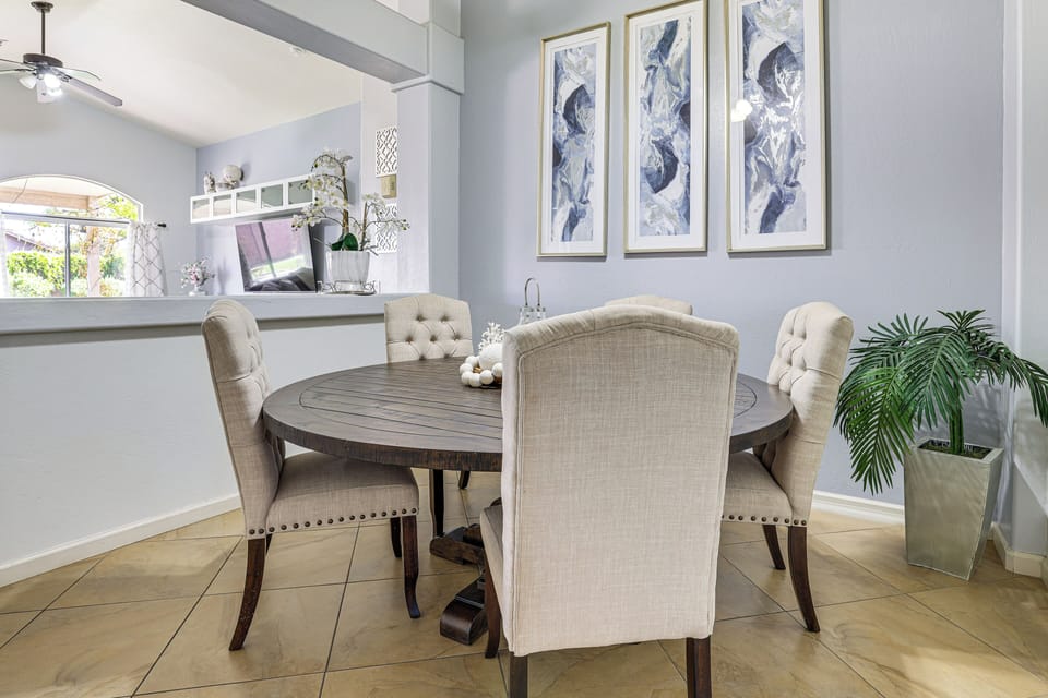 House (3 Bedrooms) | Interior