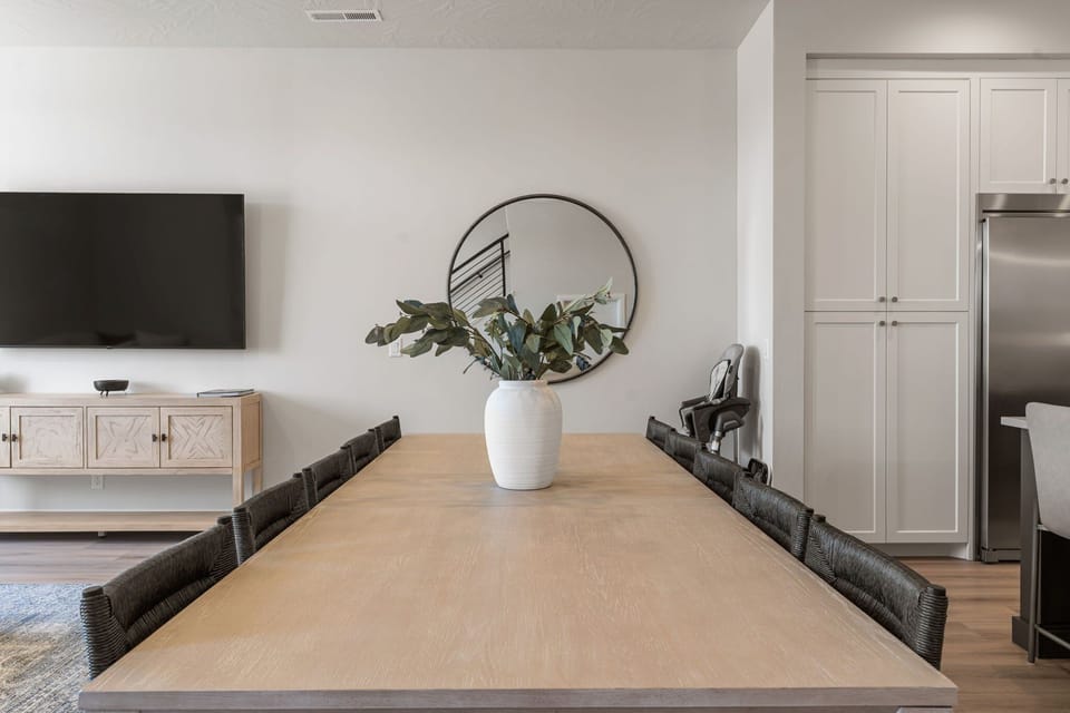 Townhome, 5 Bedrooms | Interior