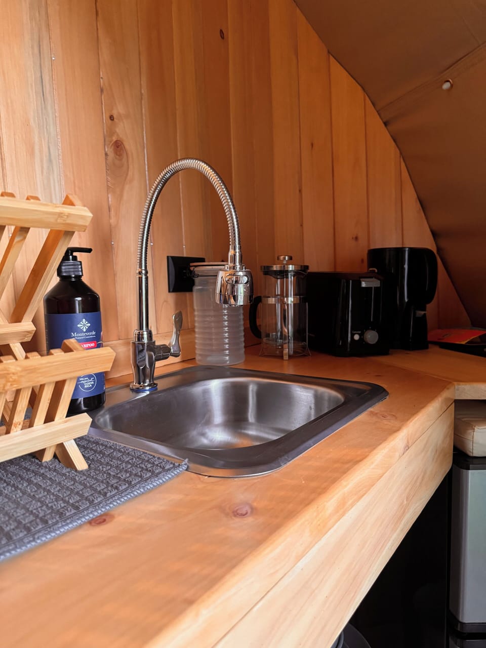 Deluxe Double Room, Mountain View | Interior