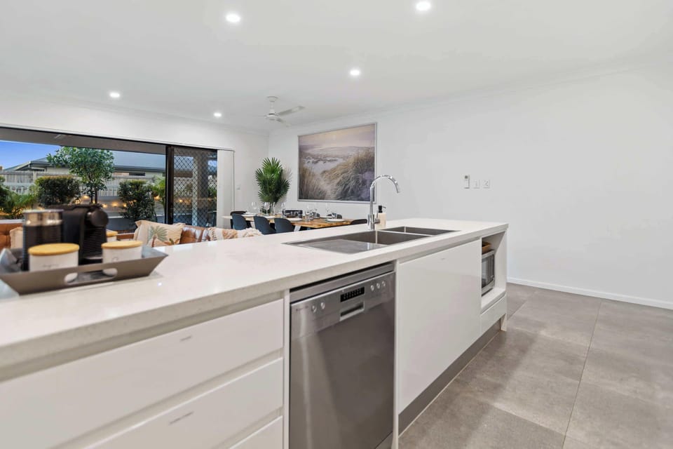 House | 4 bedrooms, Internet