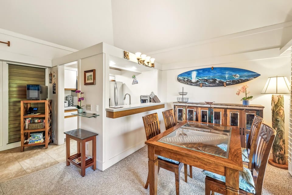 Dining and Bar Space