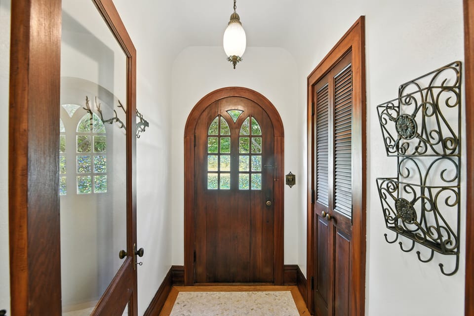 Floor, Flooring, Indoors, Door, Lamp