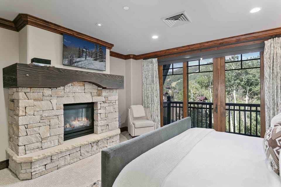 Indoors, Fireplace, Hearth, Furniture, Living Room