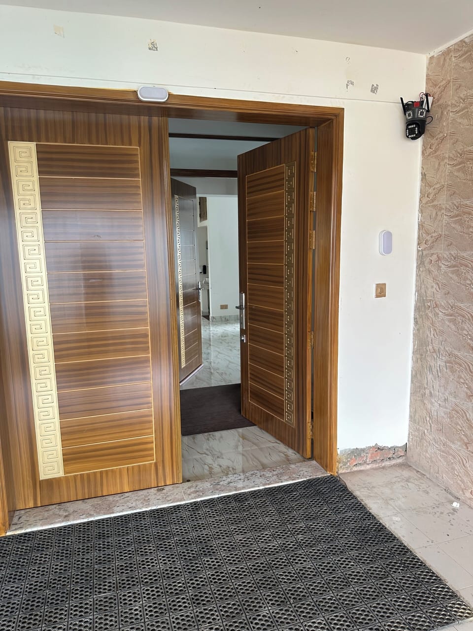 Main entrance of apartment