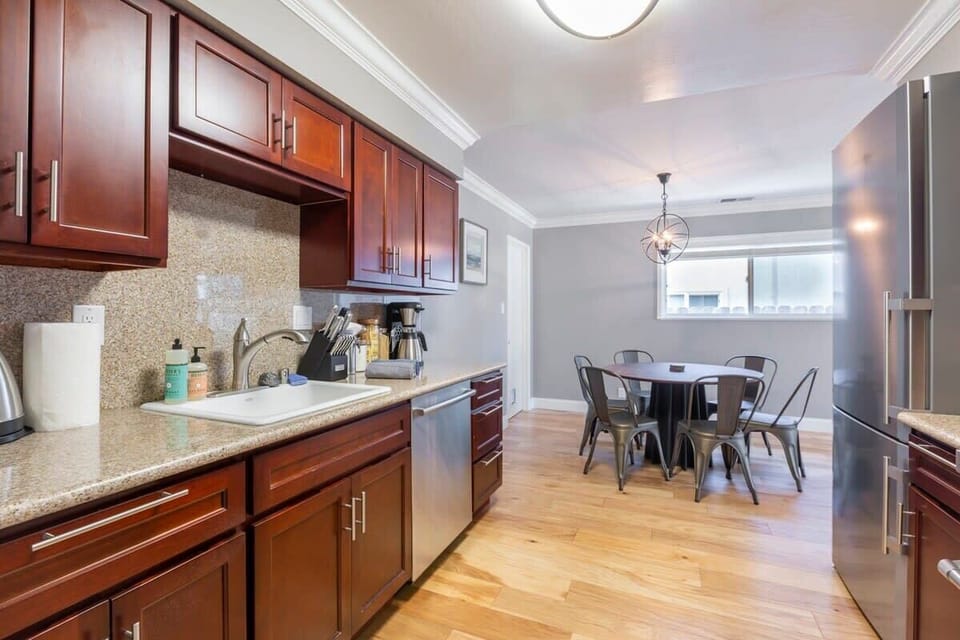 House, Garden View (3 Bedrooms) | Private kitchen | Coffee/tea maker, microwave, oven, electric kettle