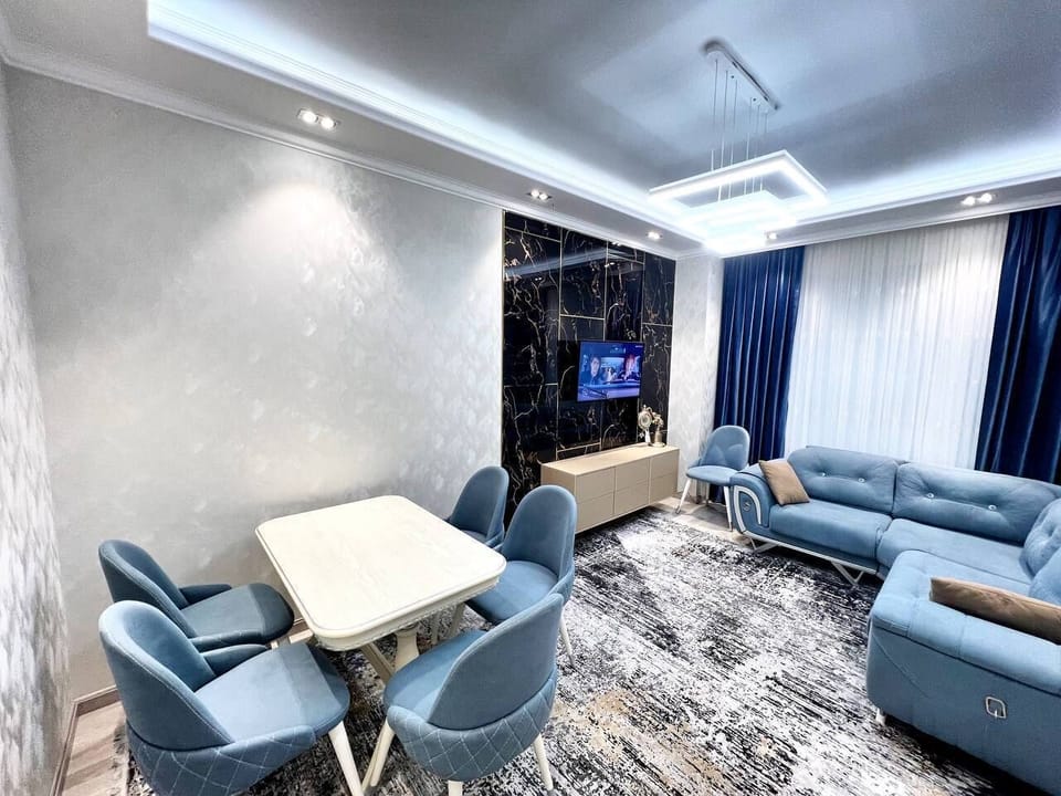 Comfort Apartment, City View | Interior