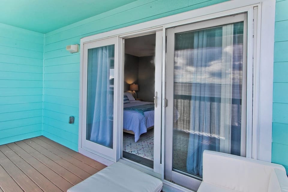 Master bedroom balcony, Blue Heaven, Innerarity Townhomes, Perdido Key FL