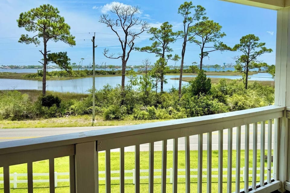 Great view of the Intercostal Waterways, Innerarity Townhomes 