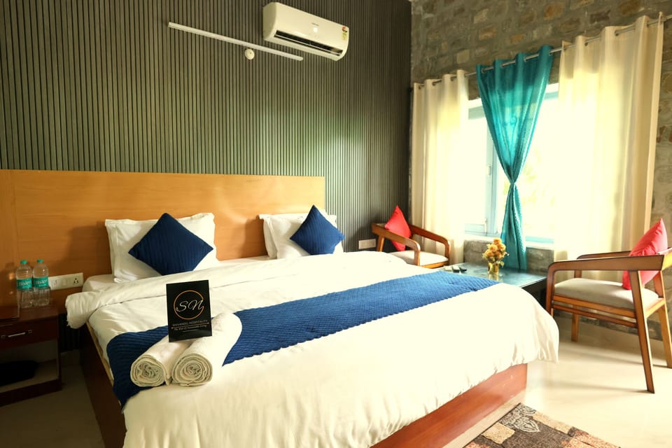 Double Room, Pool View | Free WiFi
