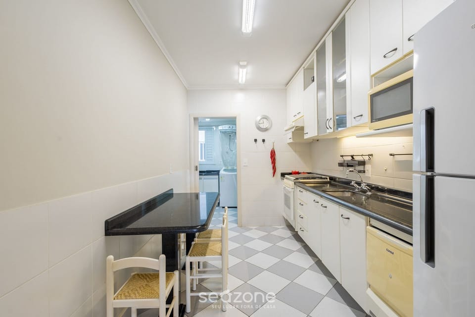 Basic Apartment | Private kitchen