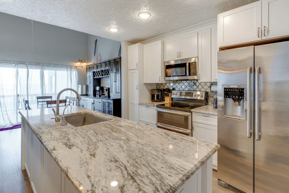 Kitchen | 1st Floor | Dual Drip/Pod Coffee Maker
