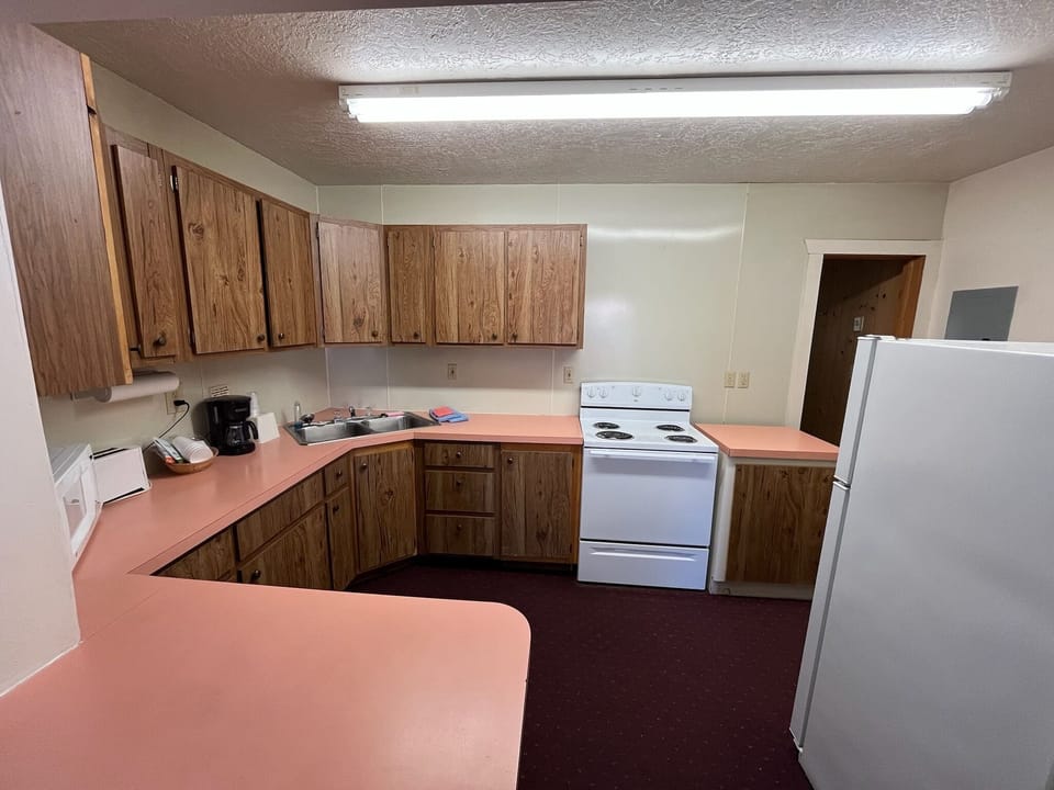 Single Room | Private kitchen