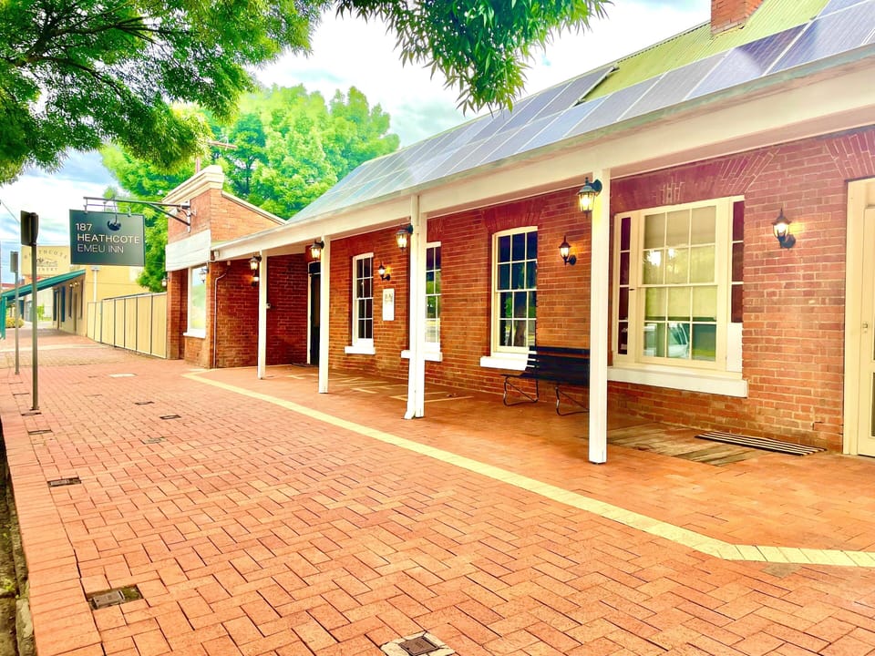 187 Heathcote - Emeu Inn