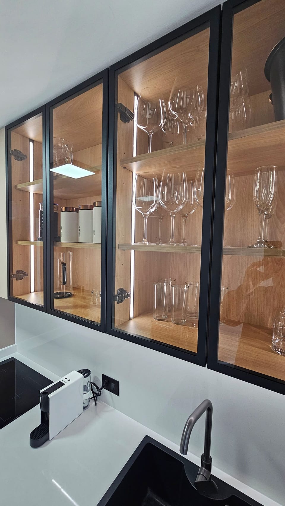 Luxury Apartment, 2 Bedrooms, City View | Private kitchen | Full-size fridge, microwave, oven, stovetop