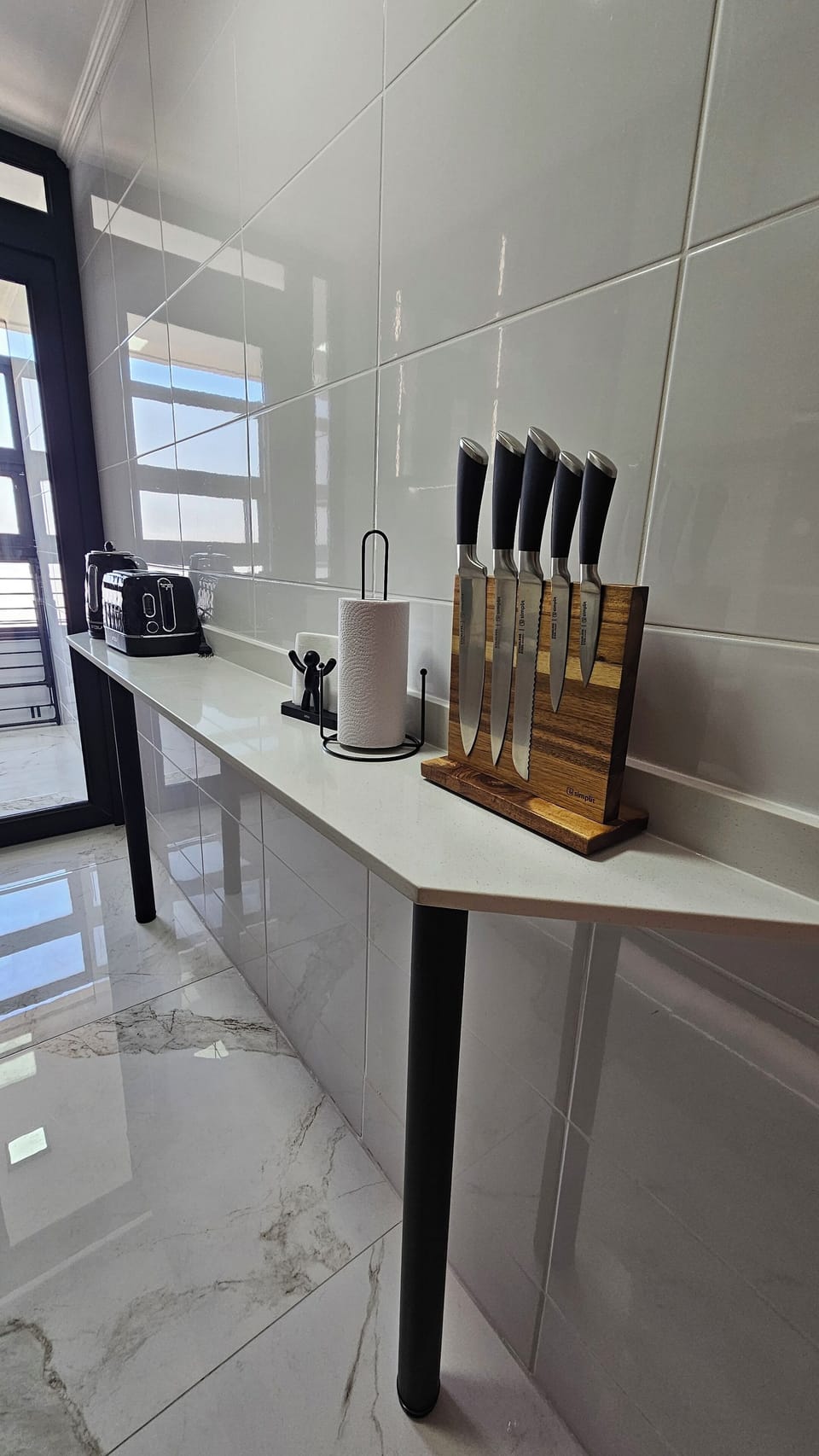 Luxury Apartment, 2 Bedrooms, City View | Private kitchen | Full-size fridge, microwave, oven, stovetop