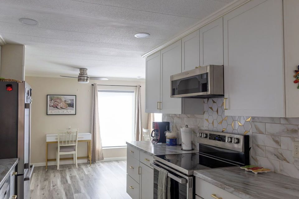 kitchen dr