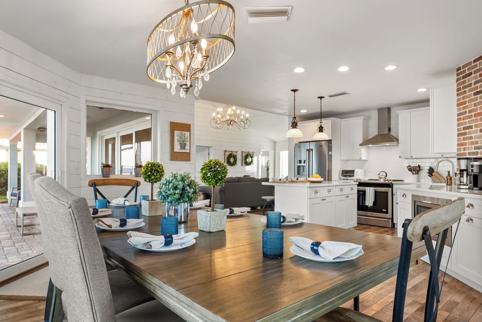Savor seaside meals surrounded by stylish decor and natural light!