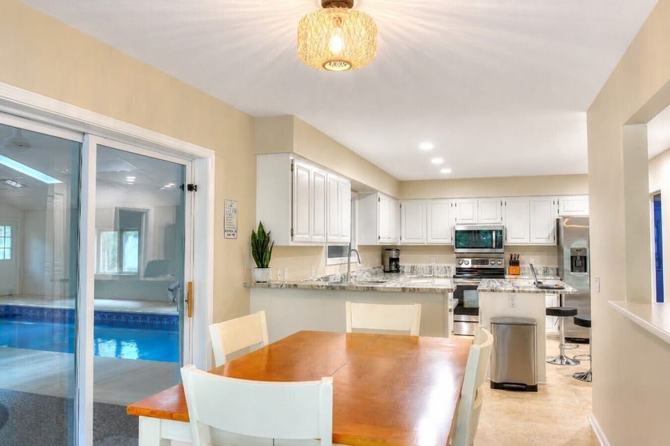 Breakfast Nook