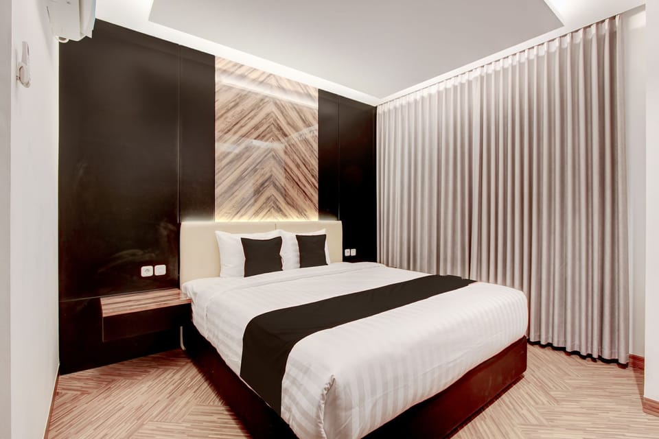 Standard Suite, 1 Double Bed | Soundproofing, free WiFi, bed sheets