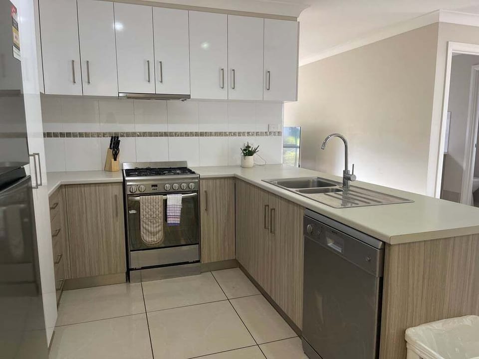 Fully equipped kitchen.