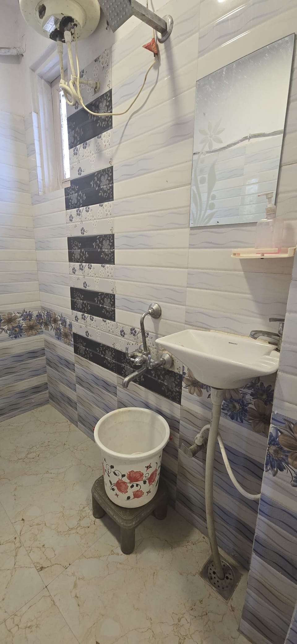 Deluxe Room | Bathroom