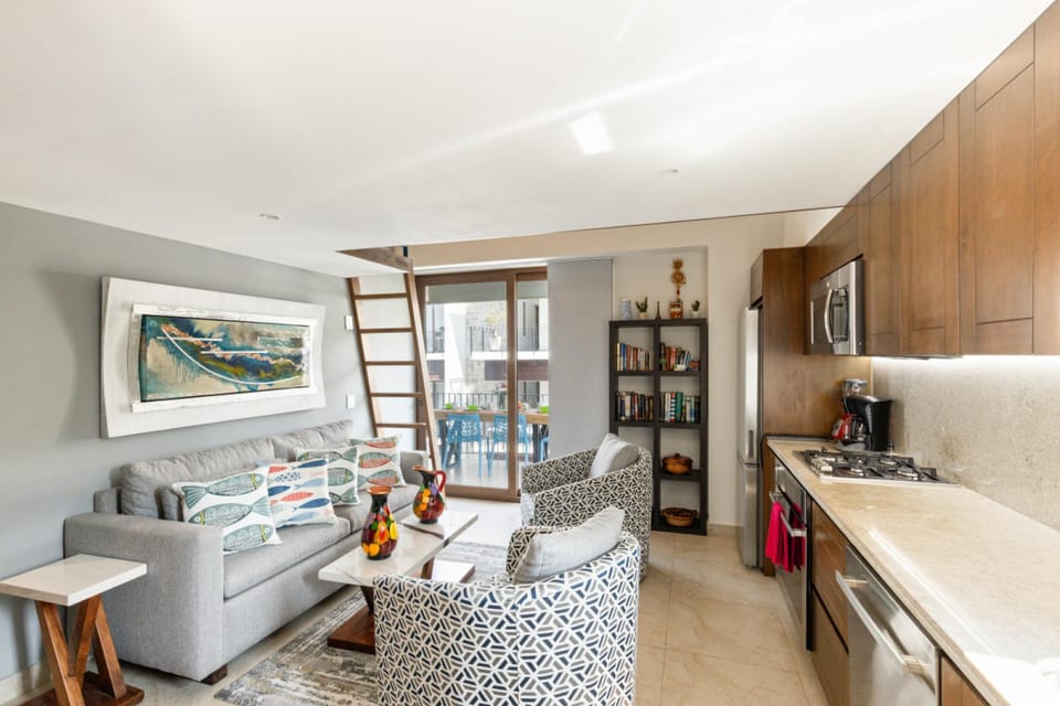 Penthouse - Image 1