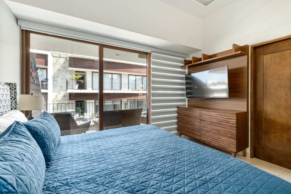 Penthouse - Image 7