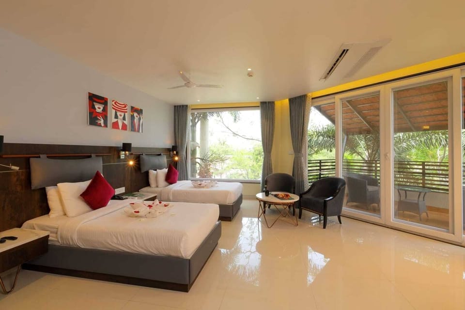 In-room safe, free WiFi, wheelchair access