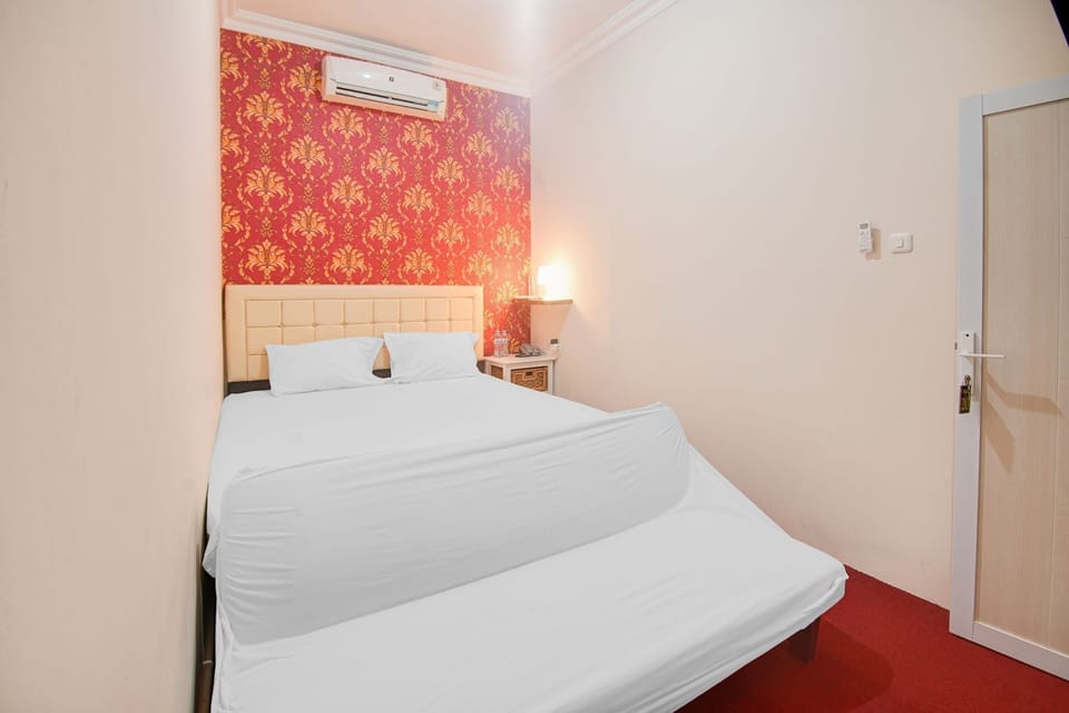 Deluxe Double Room | WiFi (free), bed sheets