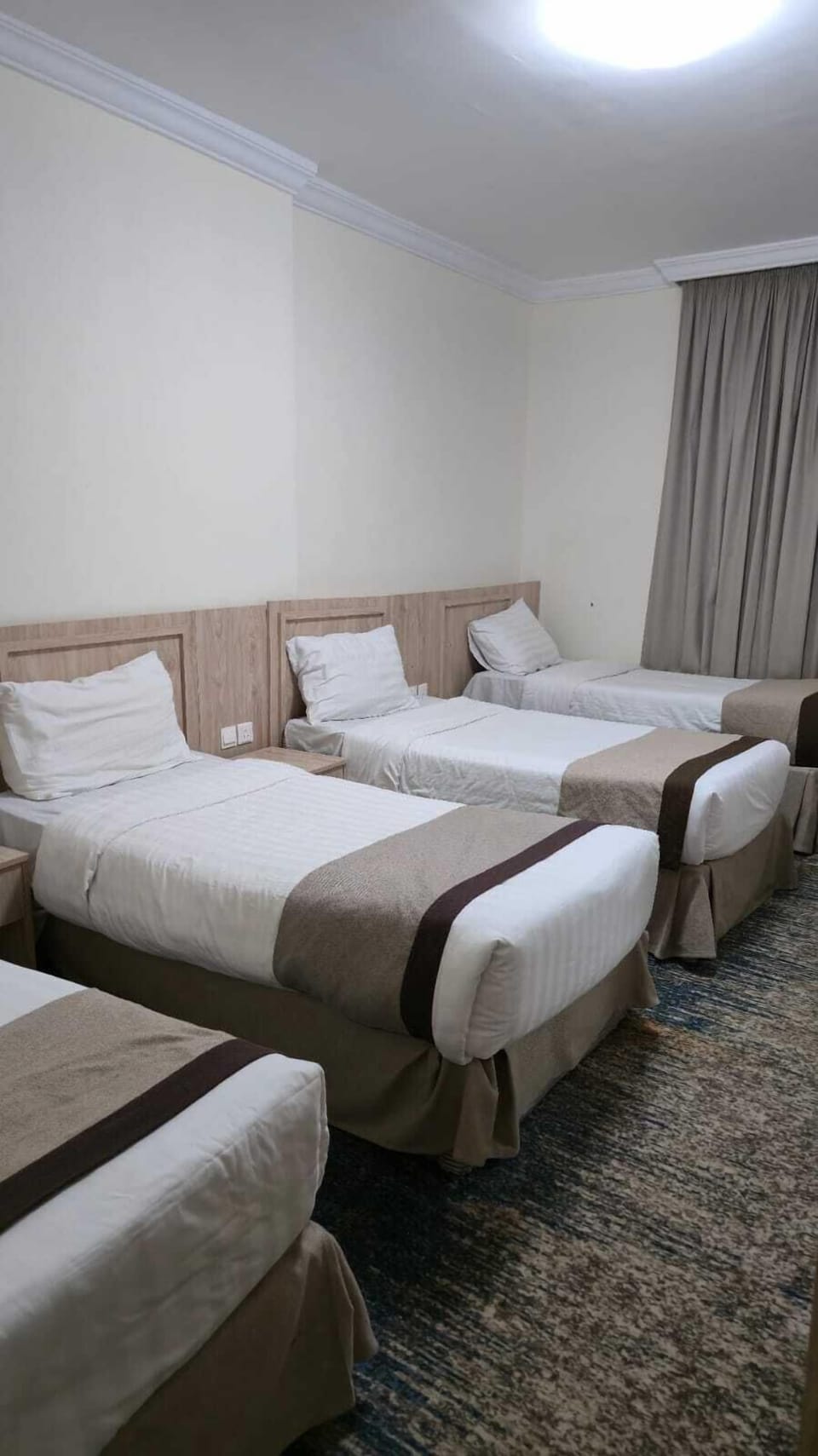 Classic Room, 3 Twin Beds | Soundproofing, free WiFi