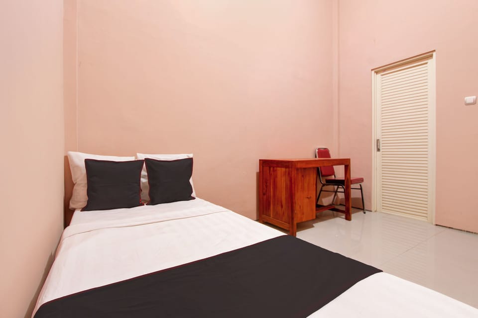 Standard Double Room | Bed sheets