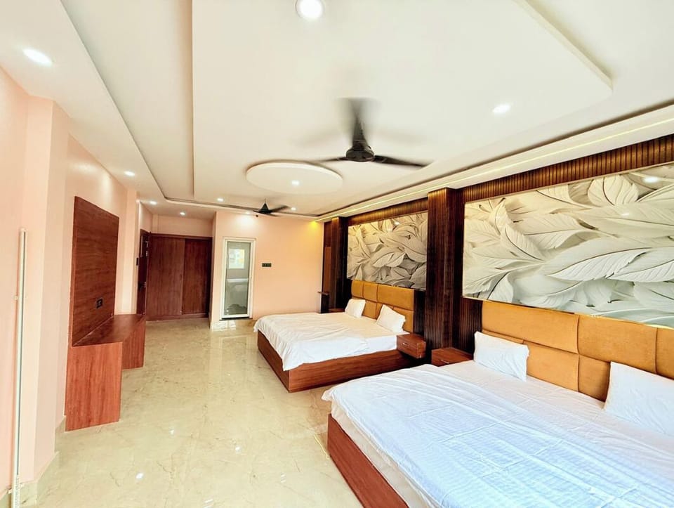 Family Room | Free WiFi