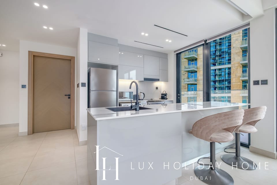 Apartment, Balcony, Canal View | Private kitchen
