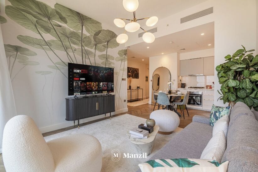 Luxury Apartment, Balcony, City View | Living area