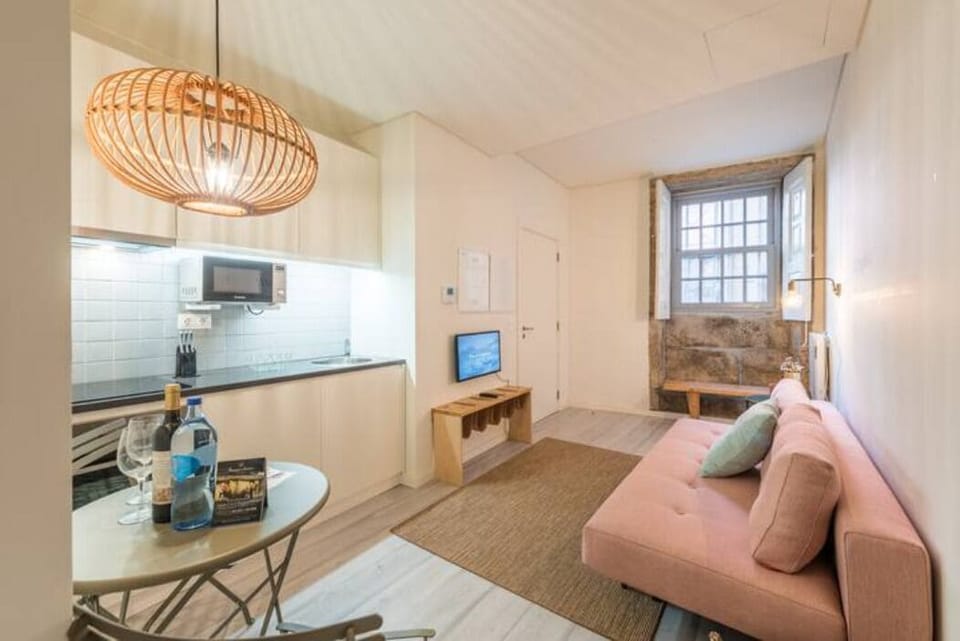 Apartment (GuestReady - Genuine Oporto Apts) | Fireplace