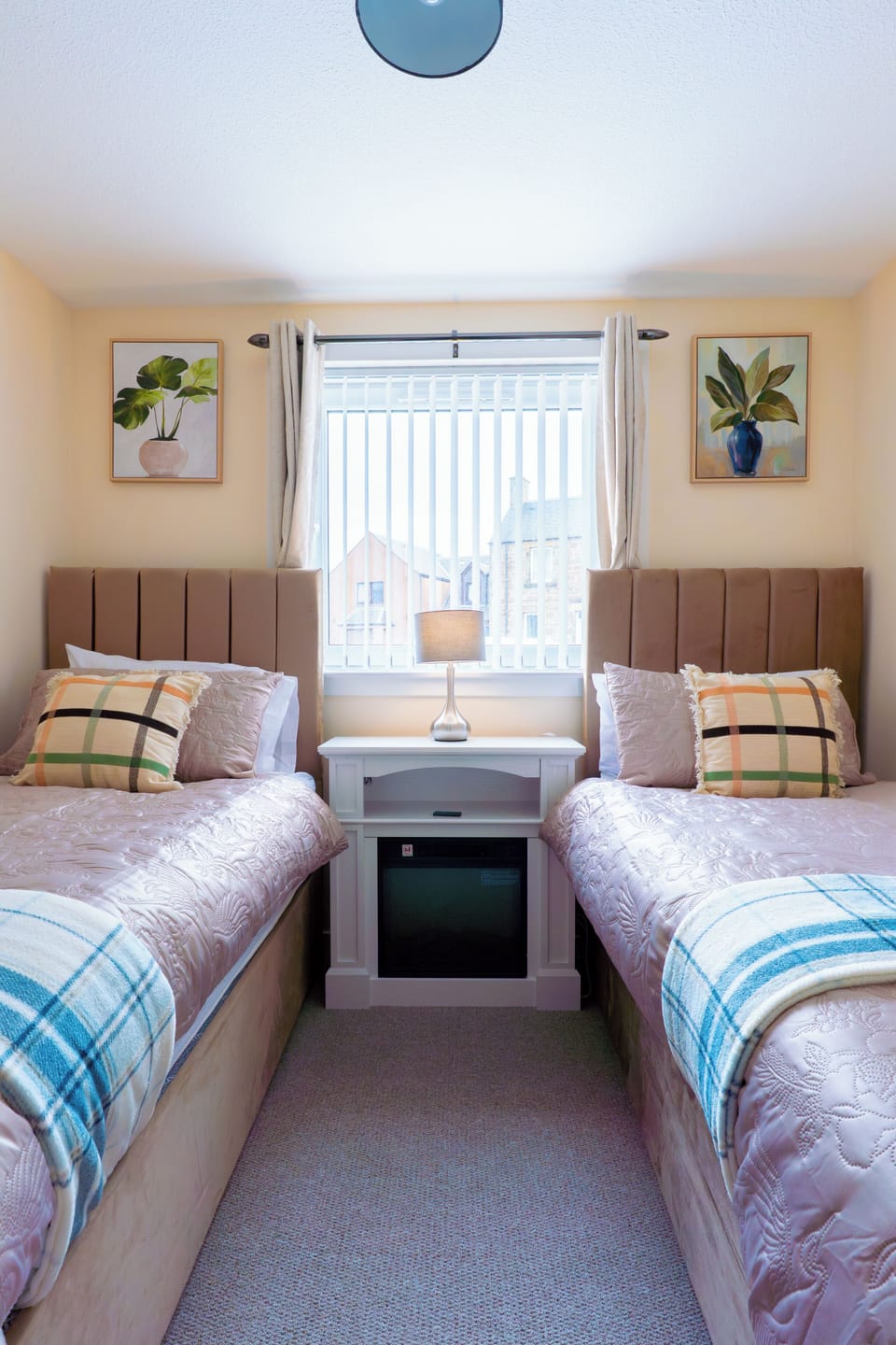Lovely & Bright 2-Bed Apartment Apartment in Inverness