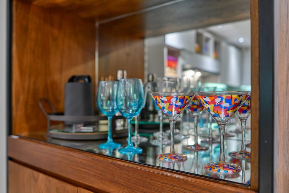 Prepare your favorite cocktails at home!