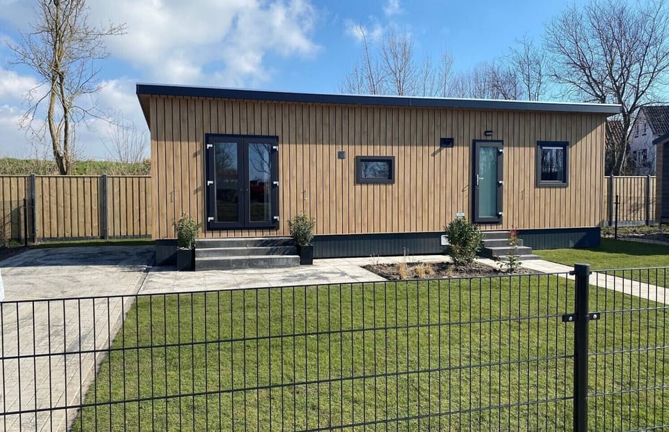 Front and garden of Holiday Park De Zeeuwse Parel - North Sea