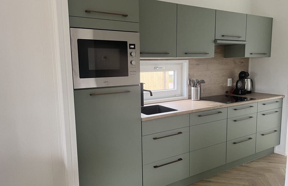 Kitchen at Holiday Park De Zeeuwse Parel - Dijkzicht