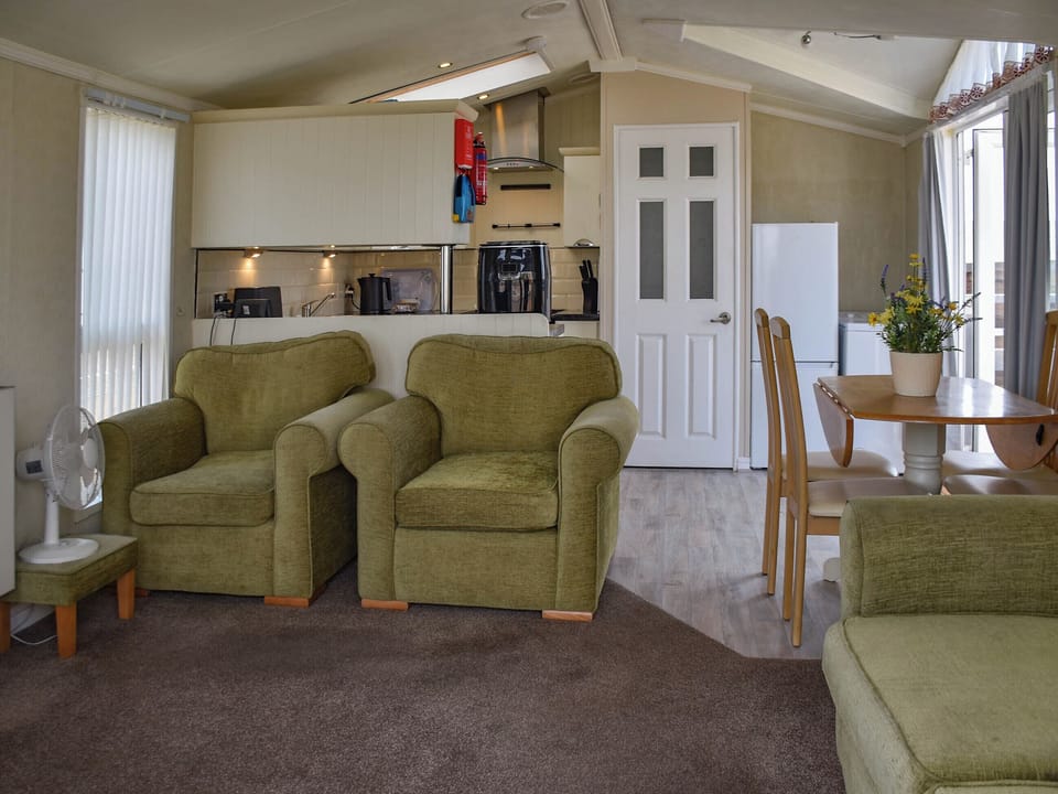 Open plan living space | Sandbank, Bacton