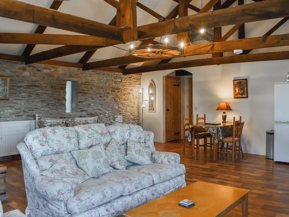 Open plan living space | The Hayloft - Olde Pensipple Holiday Cottages, Liskeard