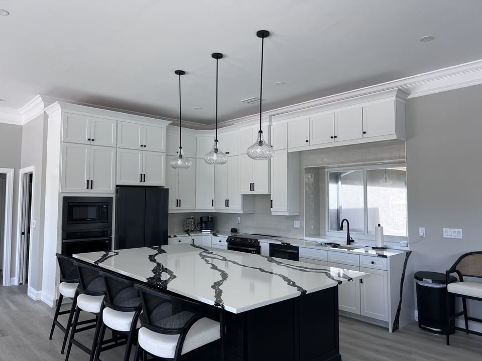House, 3 Bedrooms | Private kitchen | Fridge, oven, stovetop, coffee/tea maker