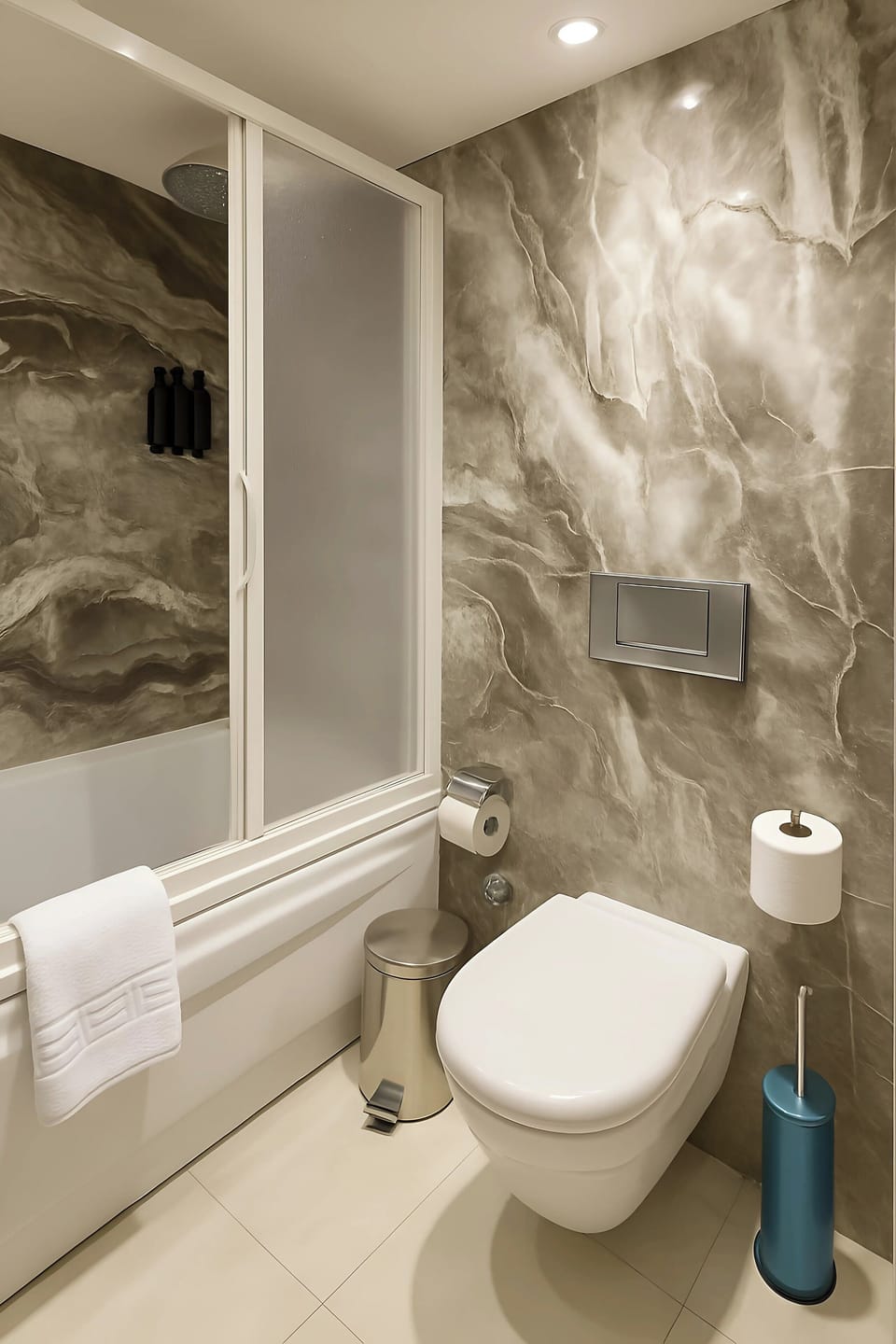Combined shower/tub, towels, soap, shampoo