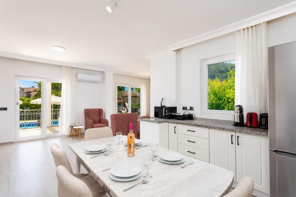 Equipped kitchen