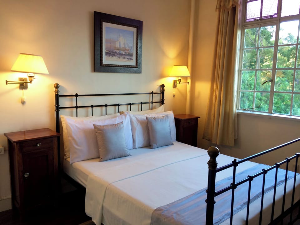 Superior Room, 1 Double or 2 Twin Beds, Private Bathroom | Desk, WiFi (free), individually decorated, individually furnished