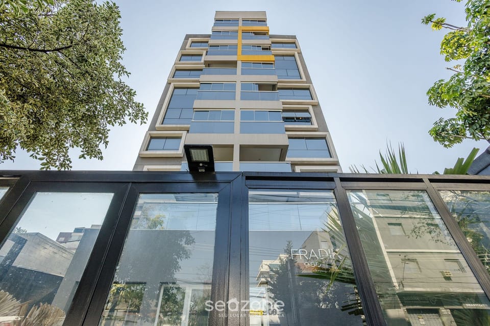 Basic Apartment | Exterior detail