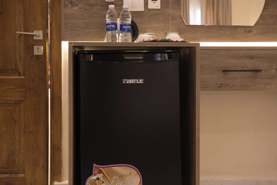 In-room safe, desk, soundproofing, iron/ironing board