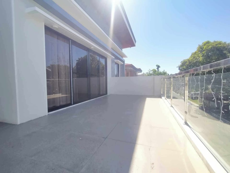 Patio 1