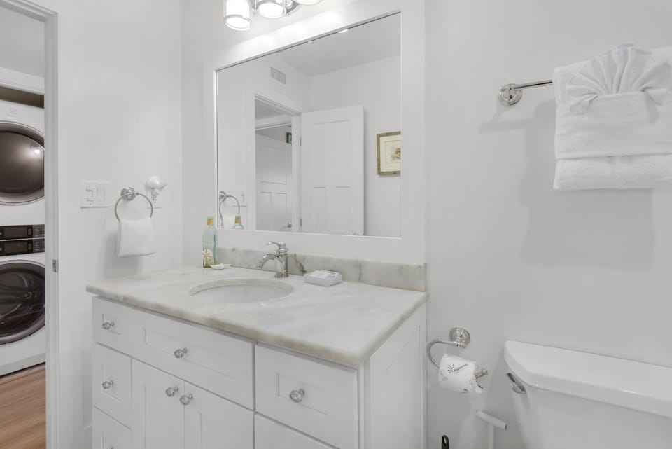 Main floor master ensuite