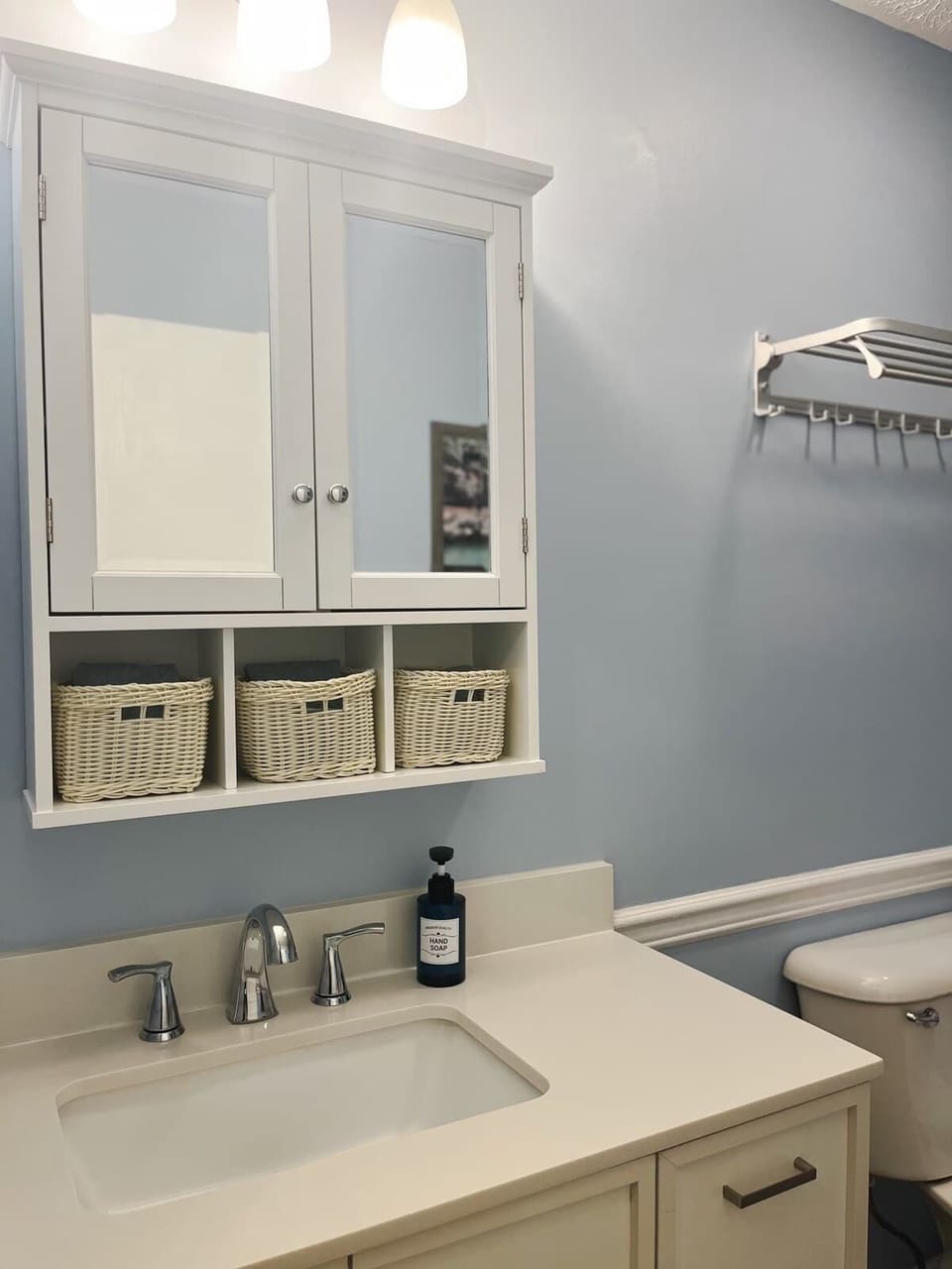 Blue Heron Cottage With Game Room, Deck & Hot Tub Cottage in Falls Township